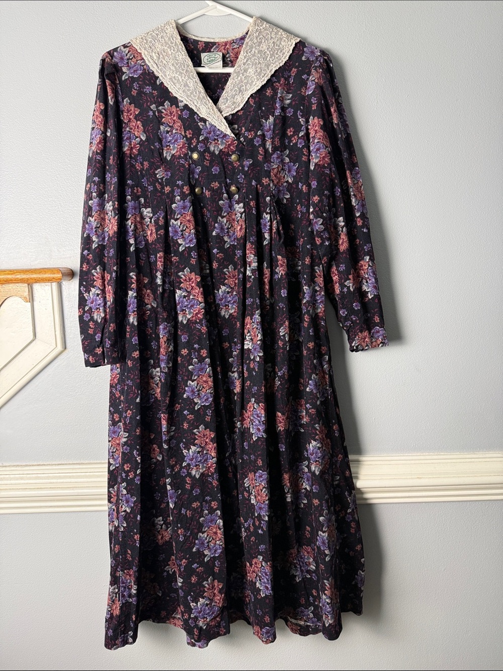 Vintage Laura Ashley Black Floral Long Sleeve Dress with Lace Collar 80s